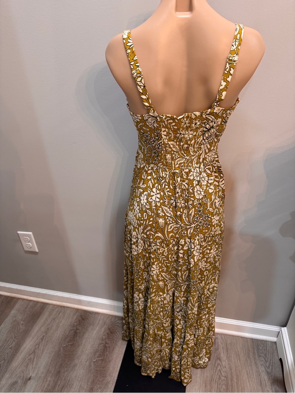 Rachel Ashwell Golden Floral Maxi Dress Tiered 2 - Picture 5 of 6